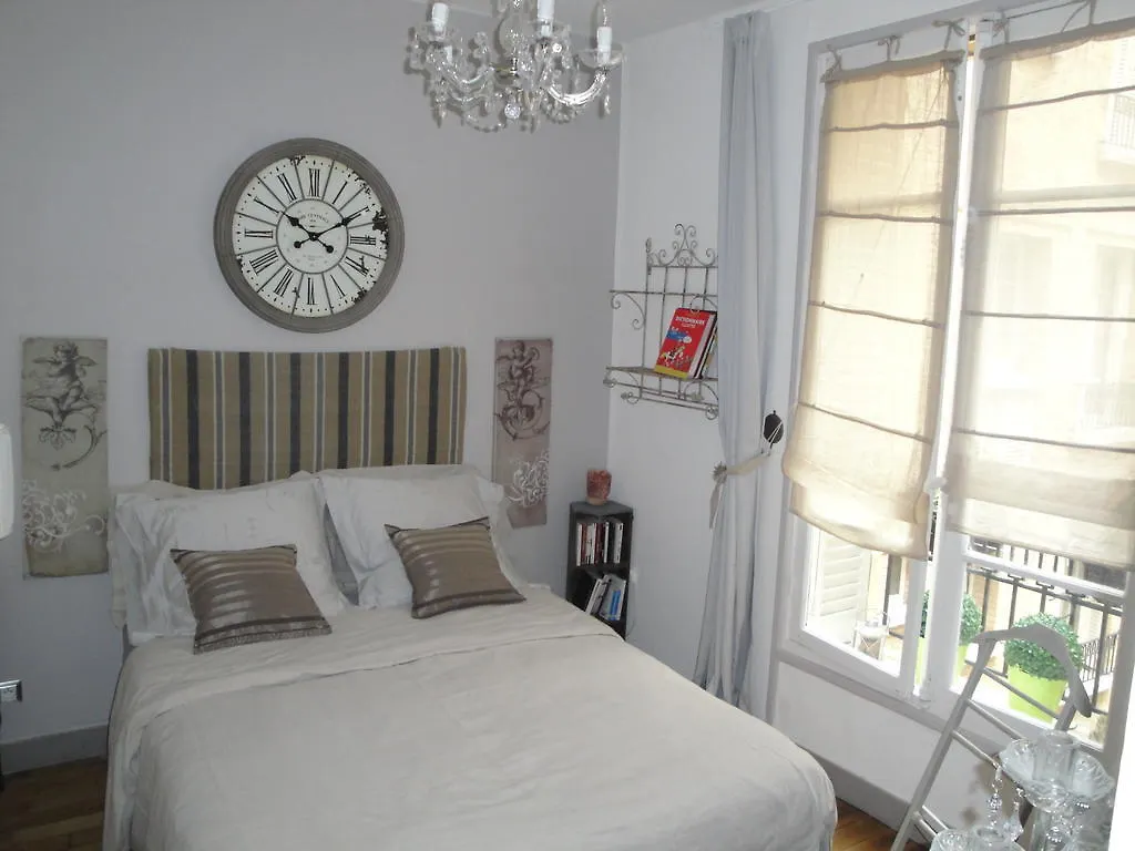 Almeria Garden Apartment Paris 0*,  Fransa